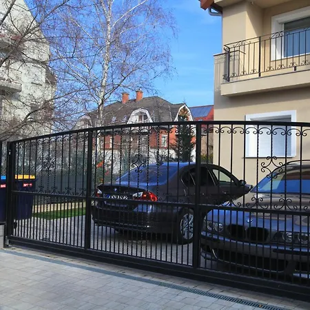 Paskal-lux With Free Parking And Ac * Budapest
