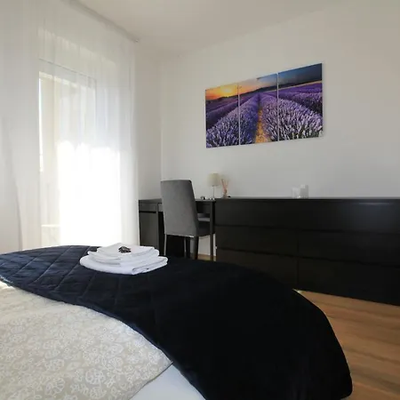 Apartment Paskal-lux With Free Parking And Ac