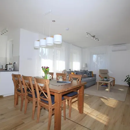 Apartment Paskal-lux With Free Parking And Ac