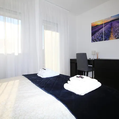 Paskal-lux With Free Parking And Ac Apartment *