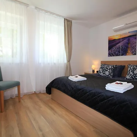 Paskal-lux With Free Parking And Ac * Budapest