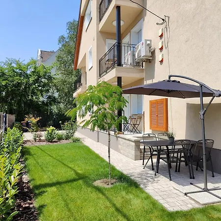 Apartment Paskal-lux With Free Parking And Ac