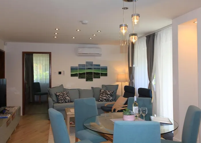 公寓 Paskal-lux With Free Parking And Ac 布达佩斯