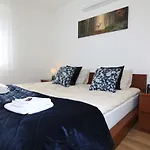 Paskal-lux With Free Parking And Ac Apartment