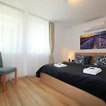 Apartment Paskal-lux With Free Parking And Ac Budapest