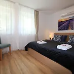 Paskal-lux With Free Parking And Ac * Budapest