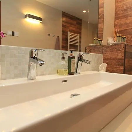 Paskal-lux With Free Parking And Ac Apartmán *