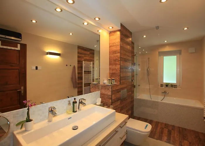 Paskal-lux With Free Parking And Ac Lägenhet