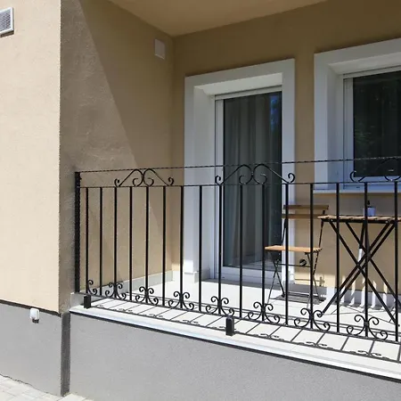 Paskal-lux With Free Parking And Ac Appartement Boedapest