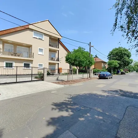 Paskal-lux With Free Parking And Ac Appartement Boedapest